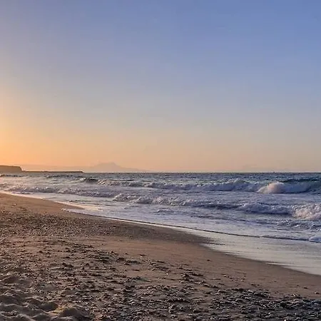 Iperion 3* Rethymno (Crete)
