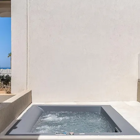 Iperion 3* Rethymno (Crete)